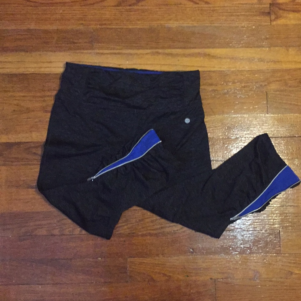 Tangerine Capri Running Pants